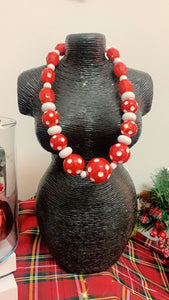 ROUGE NECKLACE